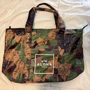 Hawaii packable travel tote